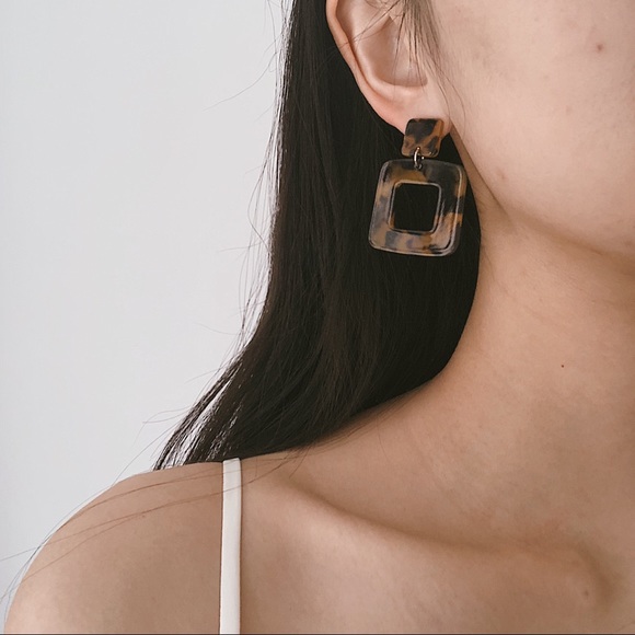 Dark Tortoise Shell Square Drop Earrings - Picture 6 of 6